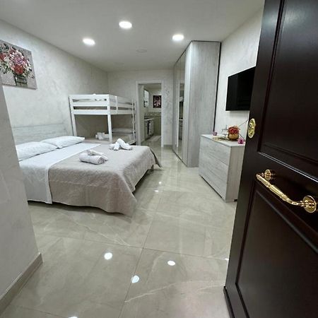 Appartement Chloehouse à Naples Extérieur photo