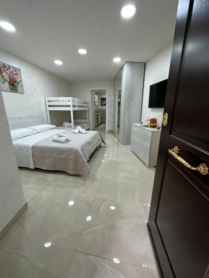 Appartement Chloehouse à Naples Extérieur photo